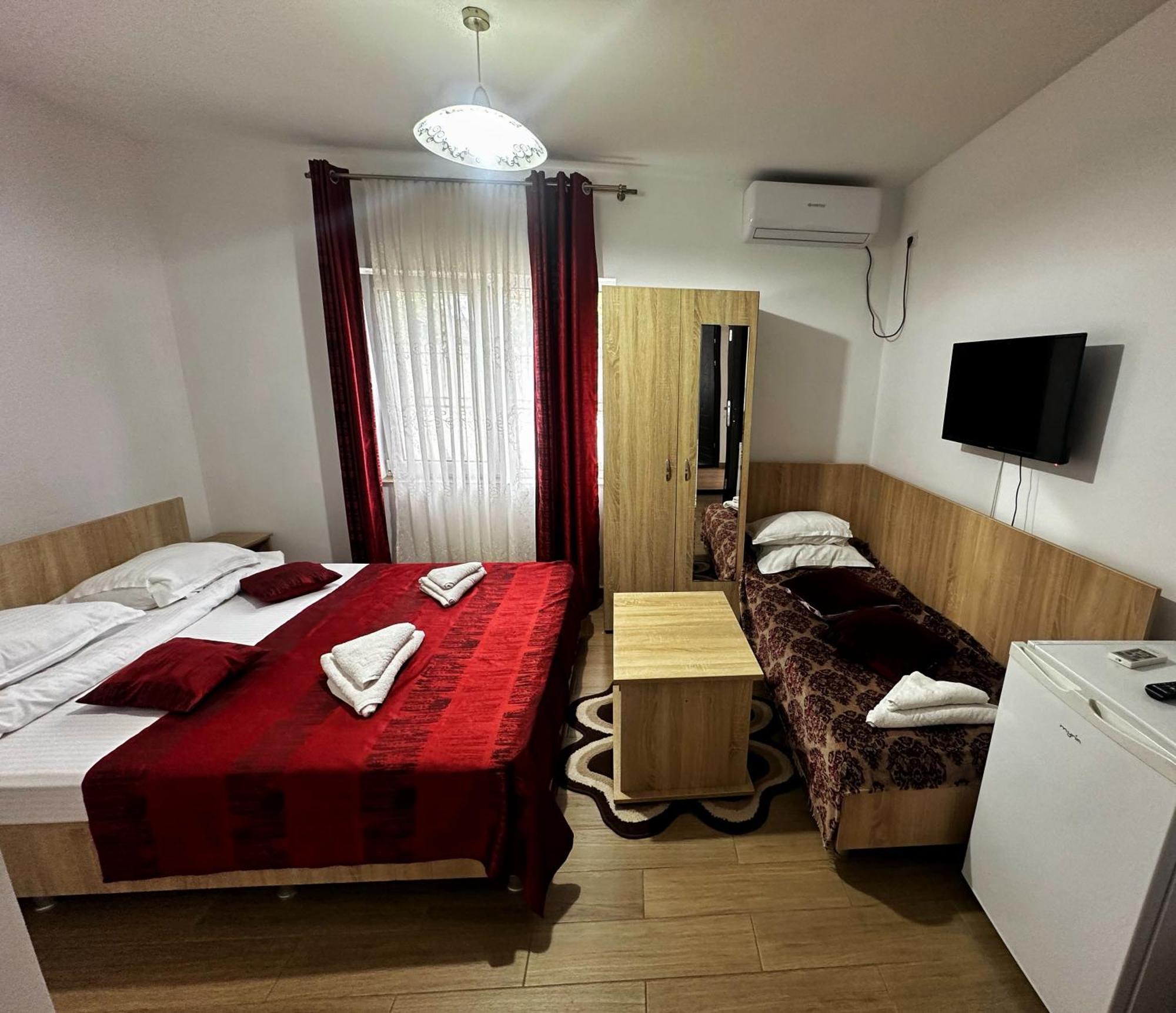 Hotel Casa Enka Tuzla Esterno foto