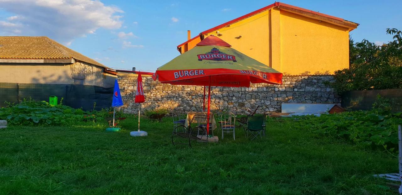 Hotel Casa Enka Tuzla Esterno foto